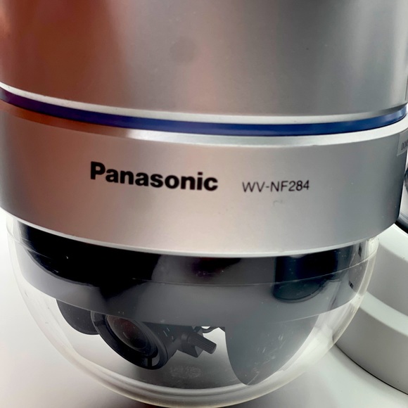 Panasonic WV-NF284 (3) + Axis 216MFD (4) Lot of Pro Security Cameras 7 total - Picture 2 of 13